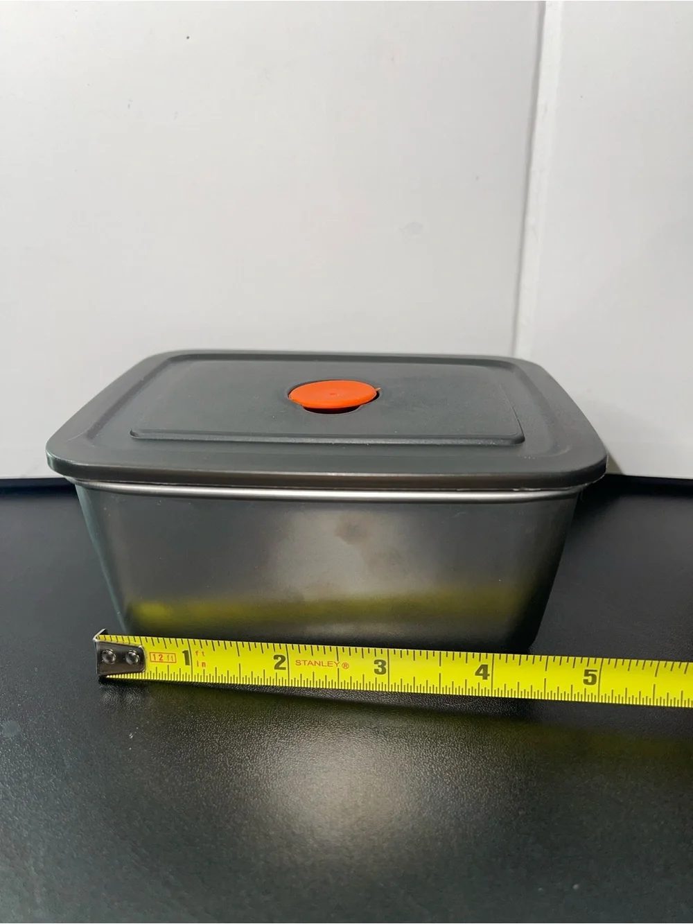 Source Unknown Gray Food Storage Containers with Orange Vents - Set